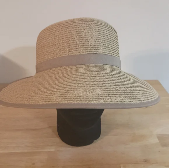 Bets Hackney | Accessories | Bets Hackney Hawaii Straw  display picture 1